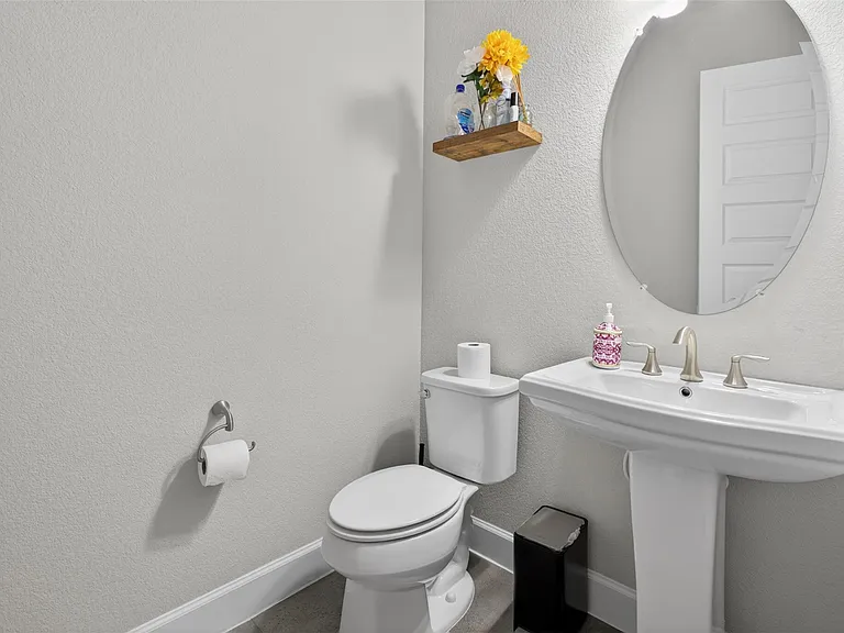 3371 Vasquez Pl — Photo 15
