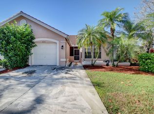 6656 Marissa Cir, Lake Worth, FL 33467