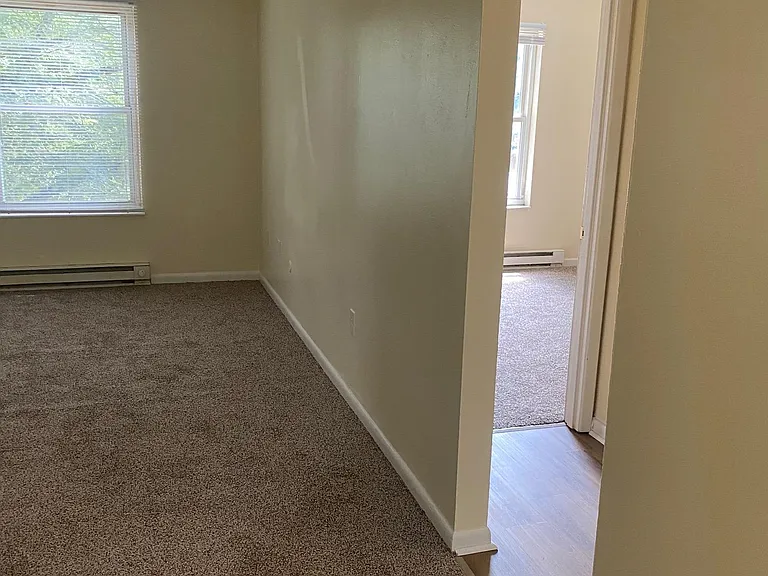 2711 Woodrow Dr #13 — Photo 2