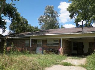 235 W South St, Booneville, AR 72927