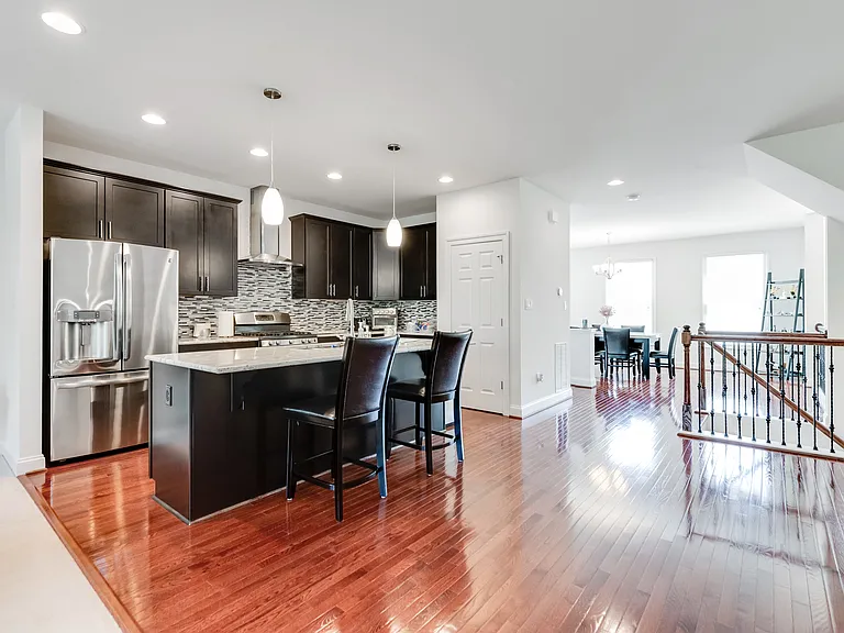 5405 Hickory Ann Dr — Photo 10