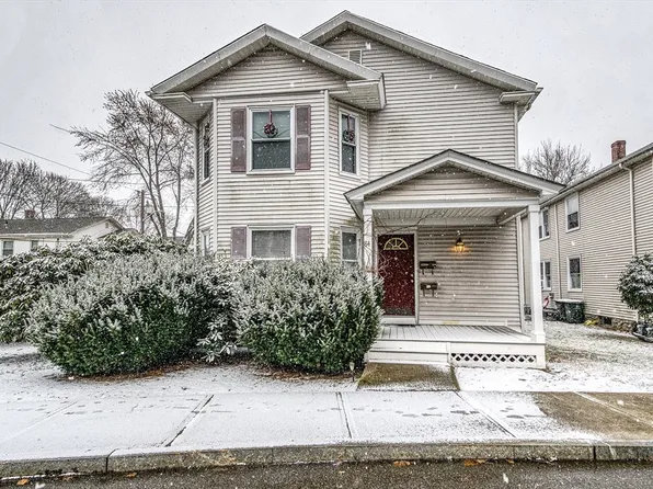 84 Crescent St, Franklin, MA 02038