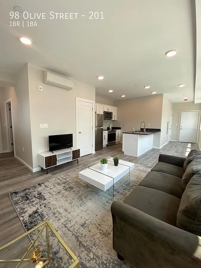 Gorgeous unit in New Haven! — Photo 1