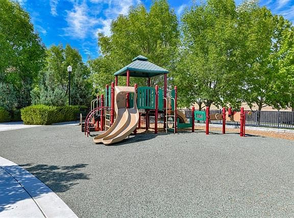 4th image of 2988 Grassina St Unit 323