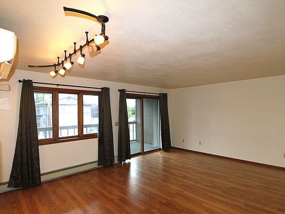 3rd image of 15 Farewell Ave Unit 215