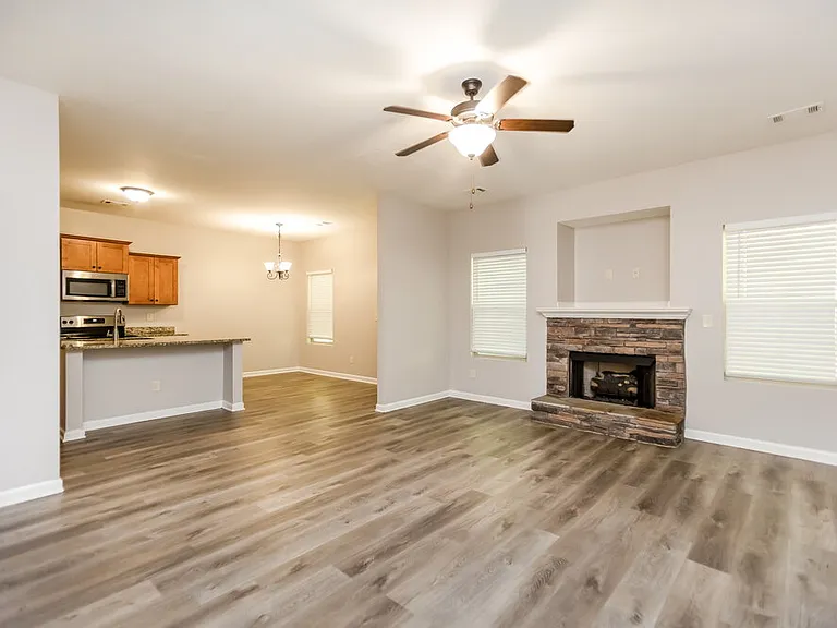 137 Bethany Manor Dr — Photo 4