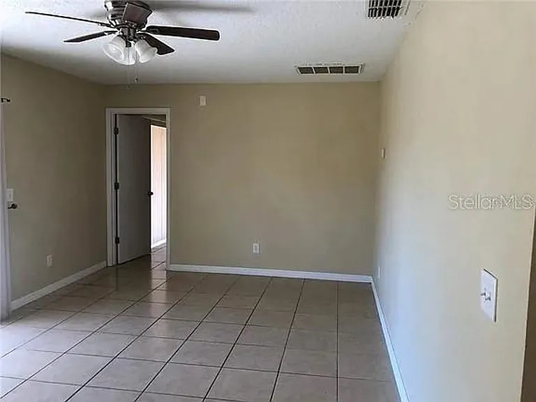 330 Colonade Ct — Photo 5
