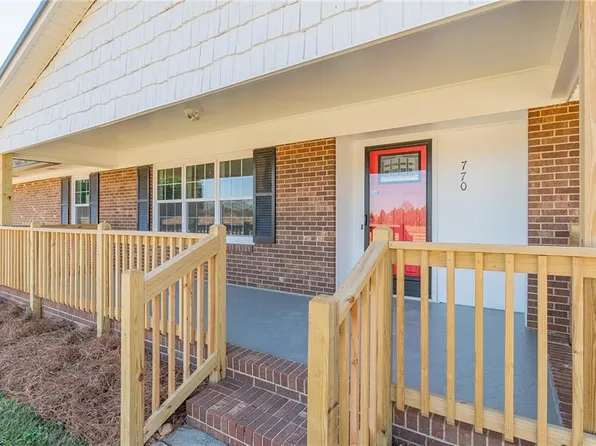 770 Sedge Garden Rd, Kernersville, NC 27284