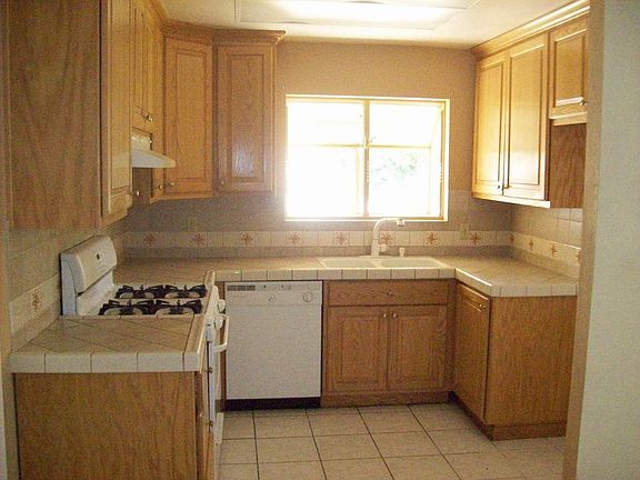 2nd image of 2875 Gavilan Dr