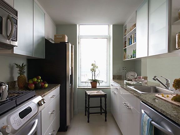 2nd image of 325 N End Ave APT 20D