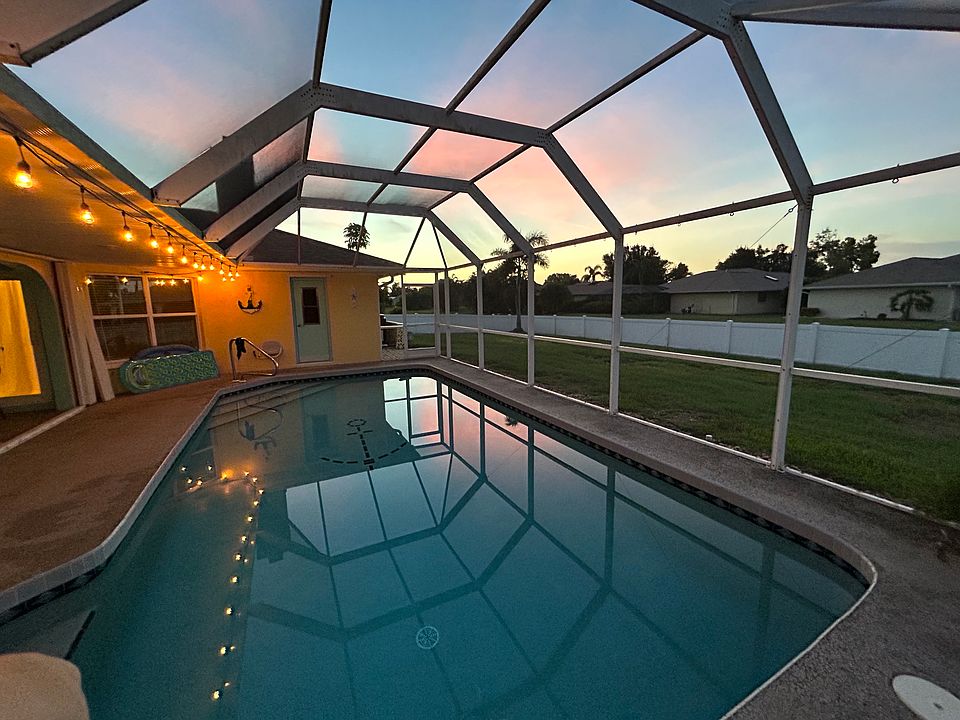 Madras- Dusk Pool Pic_08222023