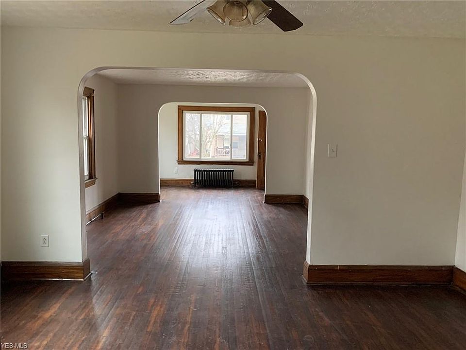 2nd image of 1096 Florida Ave APT 1