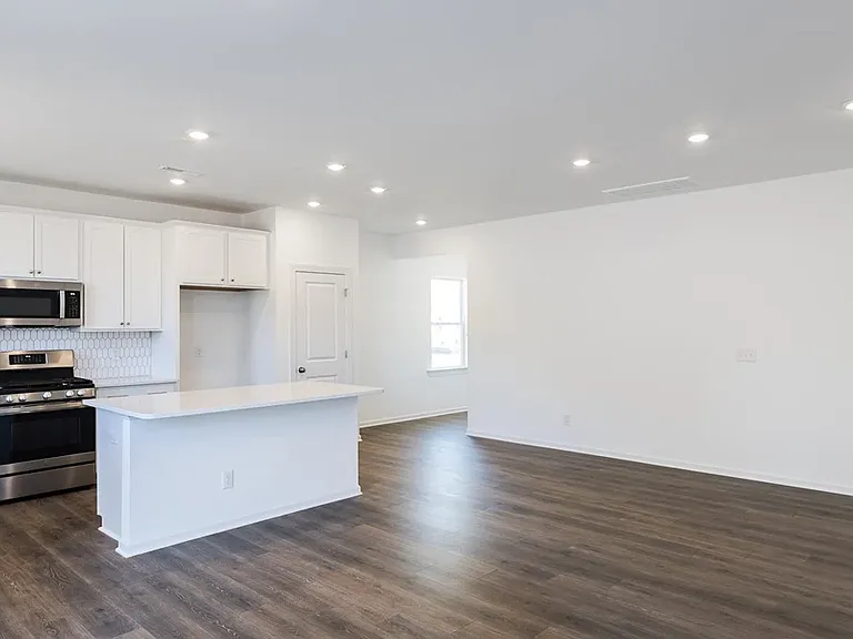 8720 Wardle Ct — Photo 5