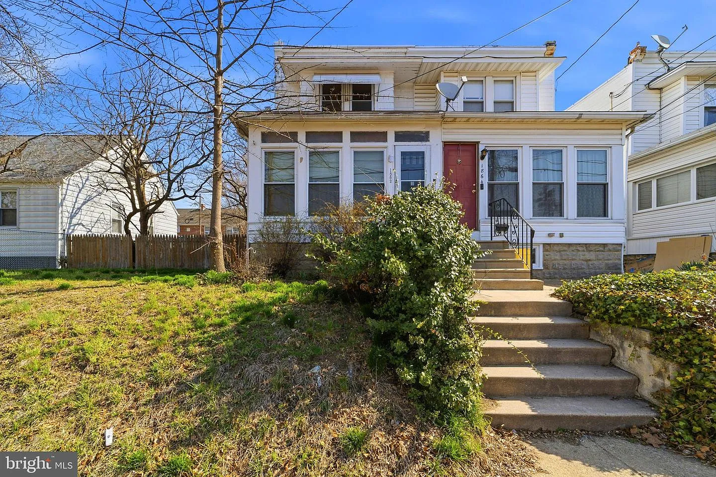 1862 45th St photo 1