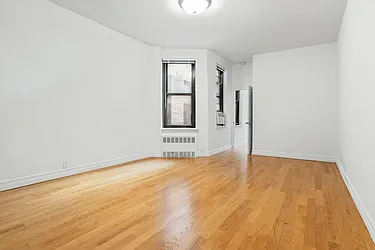 Rented by Pinnacle City Living