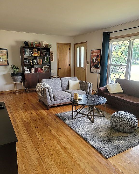1st image of 91 Circle Dr