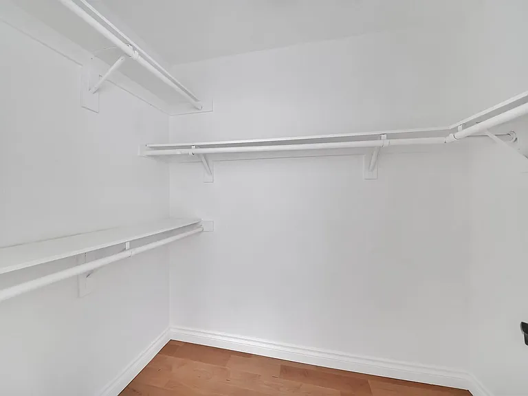 6781 Glen Dr — Photo 23