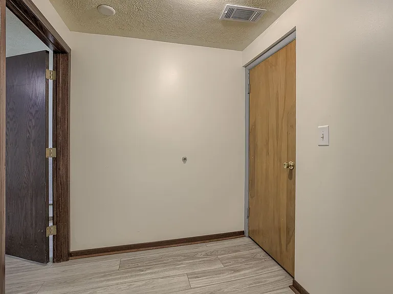 1230 Cole Creek Dr — Photo 20