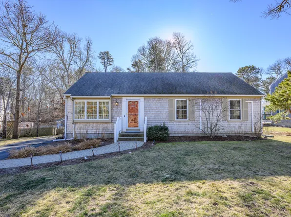 5 Rocky Way, Harwich, MA 02645