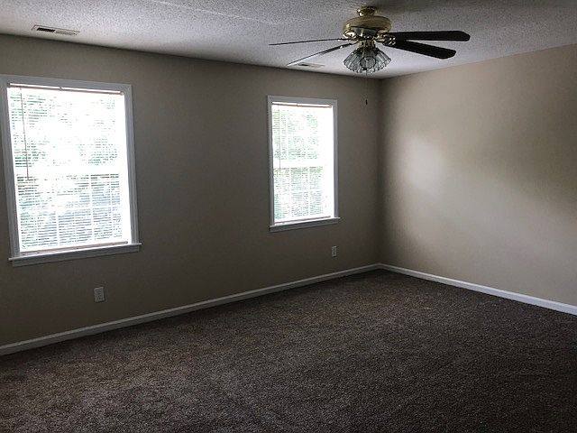 1st image of 186 Cedar Dr APT 4