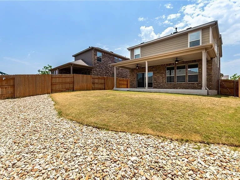 5413 Traviston Dr — Photo 33
