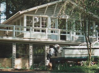 112 Harrison Point Ln, Eastsound, WA 98245