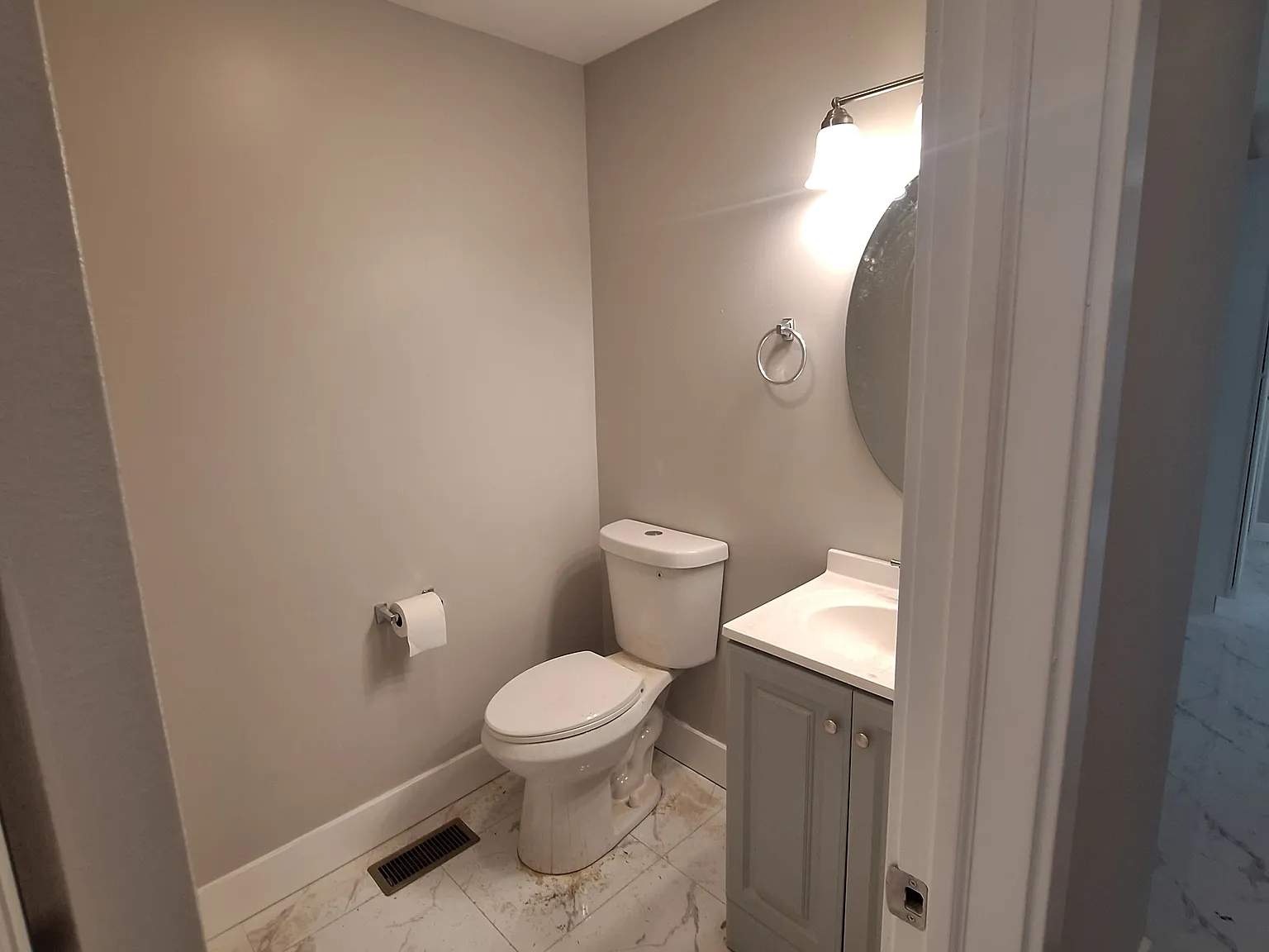 4 bed, 2.5 bath, 1708 sqft, $2,400 — Photo 4