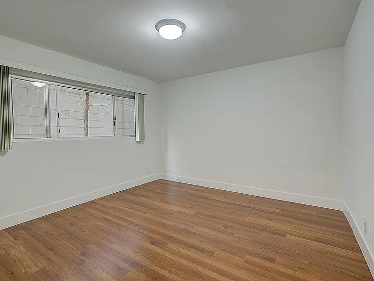 10584 Santa Monica Blvd #103 — Photo 12