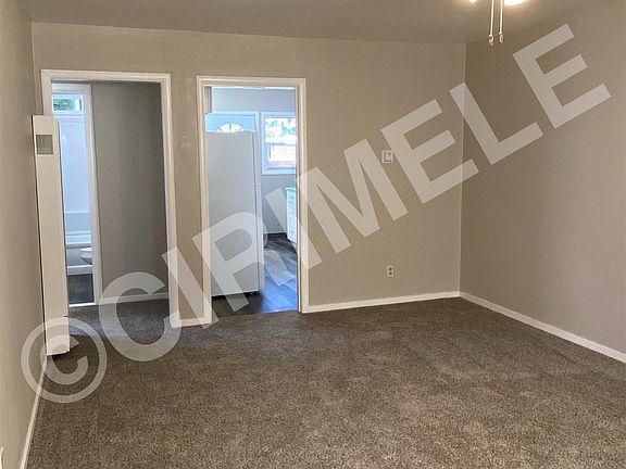 2nd image of 410 Amador St