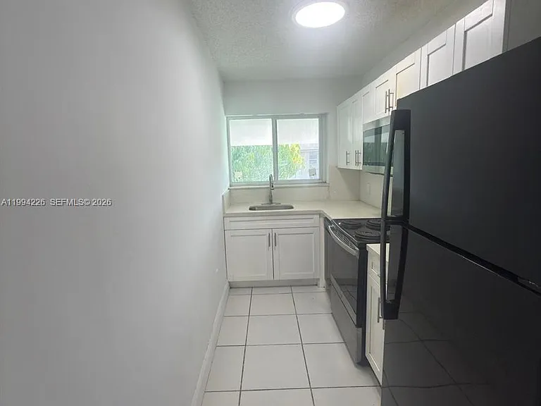 2622 NW 24th St #3B — Photo 9