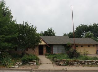 7016 Country Club Rd, Waco, TX 76710