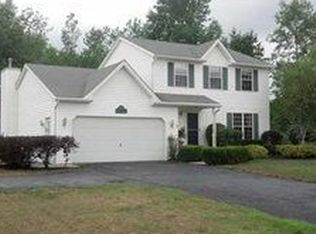 6506 Emily Ln, Lockport, NY 14094