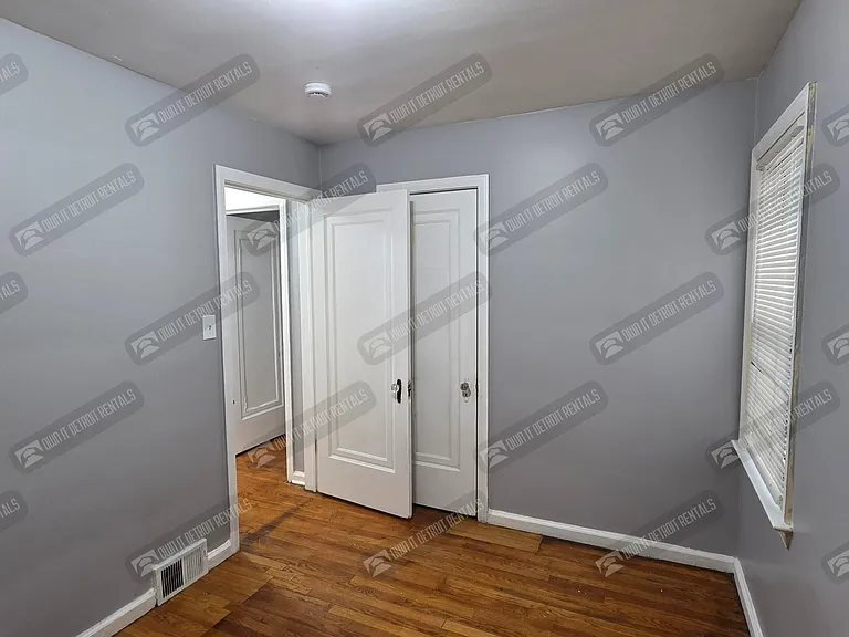 16647 Rossini Dr — Photo 8