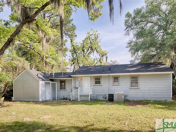 4th image of 2107 N Fernwood Dr