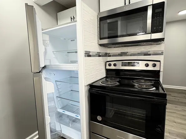 Bellagio North Living I, 1232 W 73rd St #H, Indianapolis, IN 46260