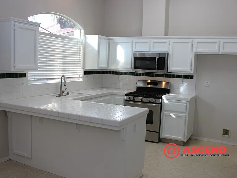 4506 Polo Jump Ct — Photo 3