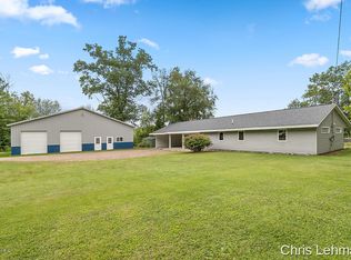9035 Lincoln Lake Ave NE, Greenville, MI 48838