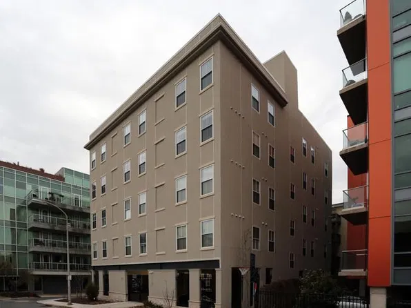 121 New St Unit 5A, Philadelphia, PA 19106