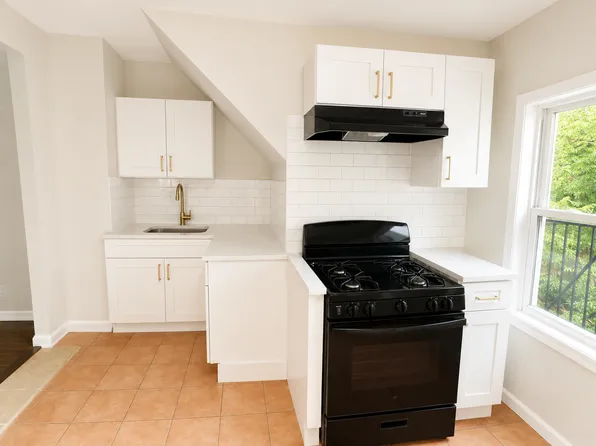 27 Beech St APT 3, East Orange, NJ 07018