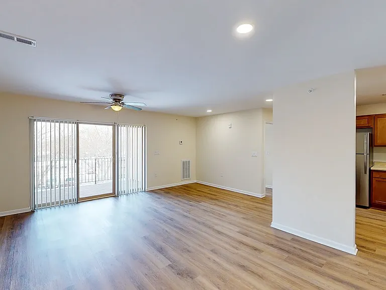 Viking Apartments and Townhomes — Photo 31