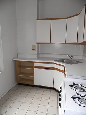 Rented by Bohemia Realty Group | media 29