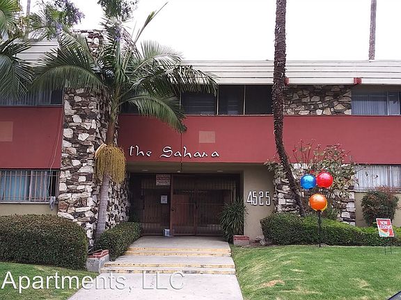 3rd image of 4525 Santa Rosalia Dr APT 28