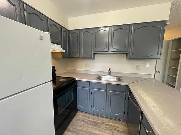 2nd image of 2560 E St E #0