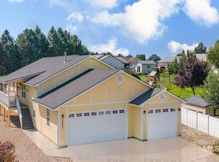 24921 Coventry Dr, Caldwell, ID 83607
