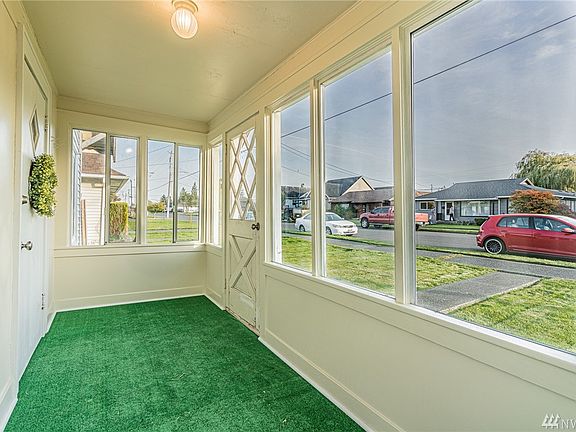 4th image of 3105 Aberdeen Ave