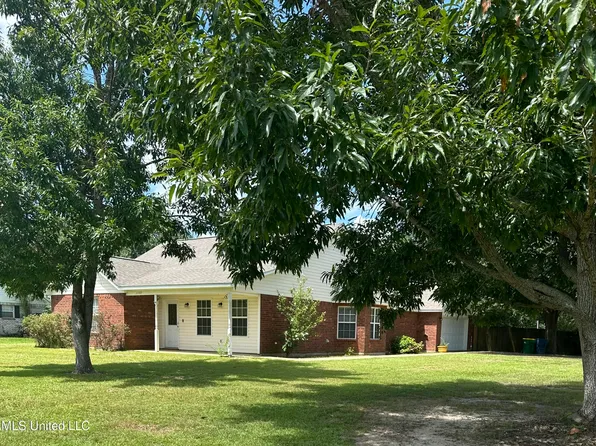22809 Sonora Dr, Moss Point, MS 39562