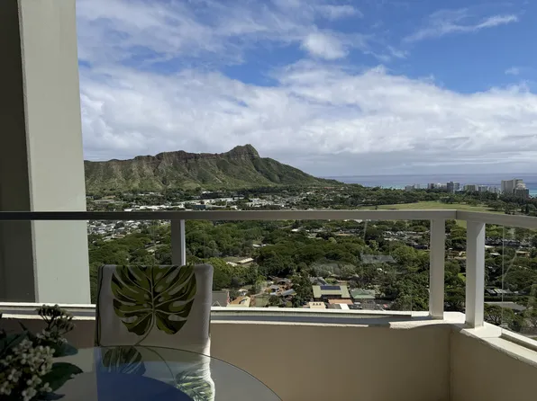 2600 Pualani Way, Honolulu, HI