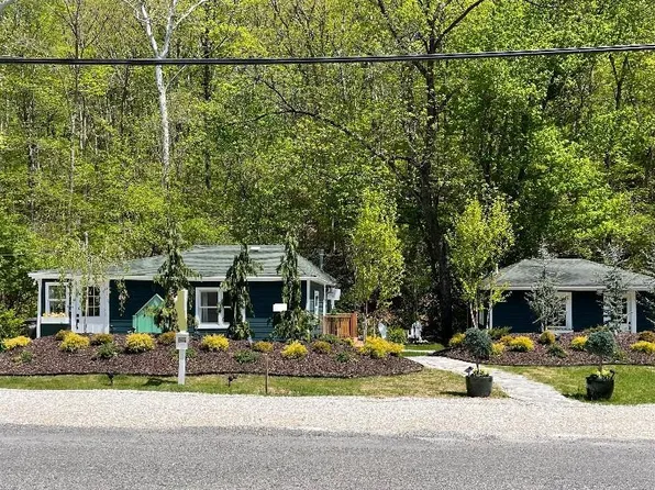 108 Mill St, Elsah, IL 62028