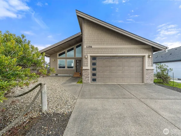 1256 Channel Avenue SW, Ocean Shores, WA 98569