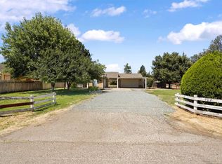 907 Ayers Ln, Galt, CA
